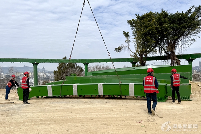 ��սһ���� ��̿��ź�ح������Ŀ���� �������������¶���